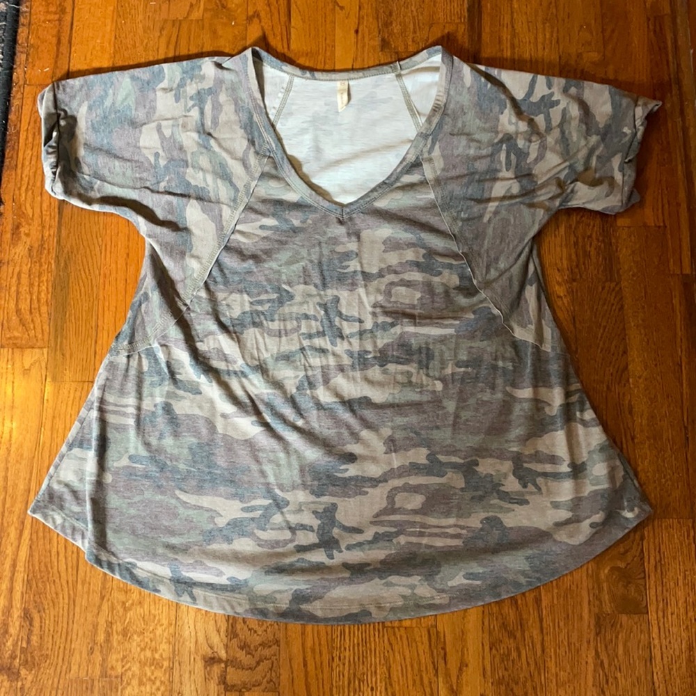 Size S/M camo tunic shirt